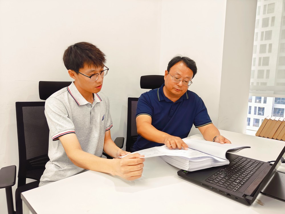 892b636fff519428ee8ab2713a3a944.jpg 892b636fff519428ee8ab2713a3a944.jpg